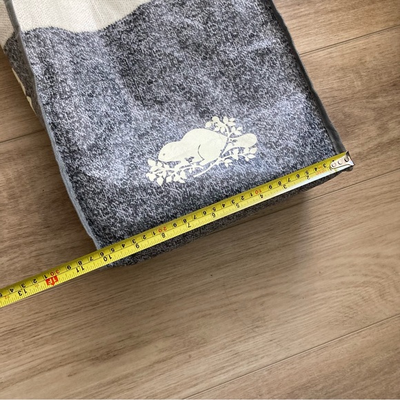 ROOTS Bag - Picture 12 of 12